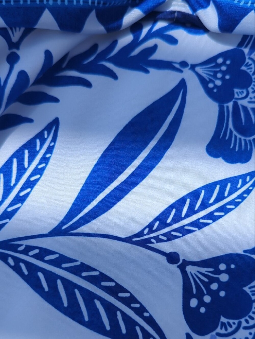 Gibson Latimer Blue & White Floral Swim One-Piece - Picture 3 of 6